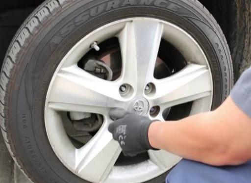 汽车换轮胎多少工时