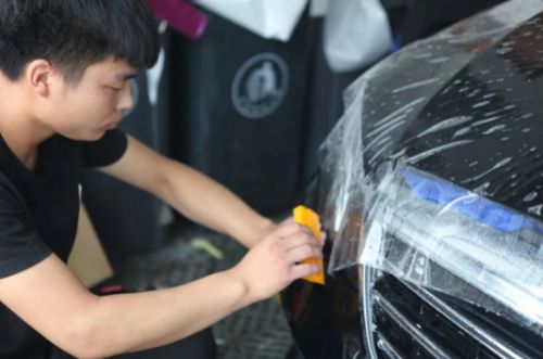 汽车划破维修多少元