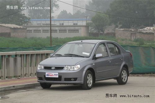 威志汽车多少吨