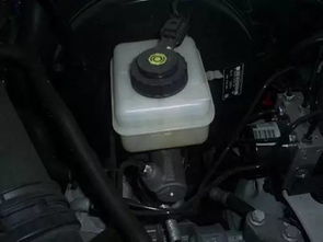 汽车多少迈拉手刹