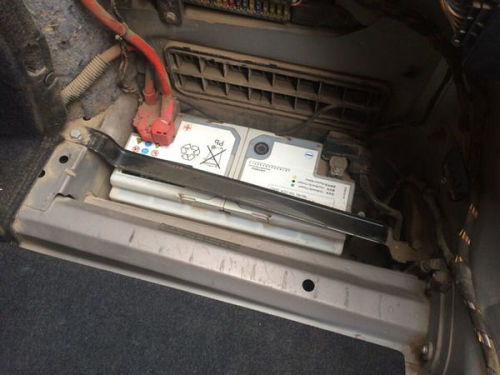 宝马汽车电瓶多少瓦 宝马汽车电瓶多少瓦