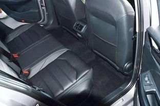 汽车后排承受多少体重