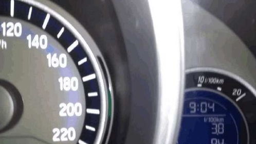 汽车油耗多少升正常