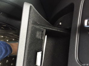 汽车脚灯是多少V