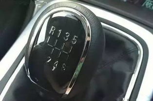 汽车多少时速换挡