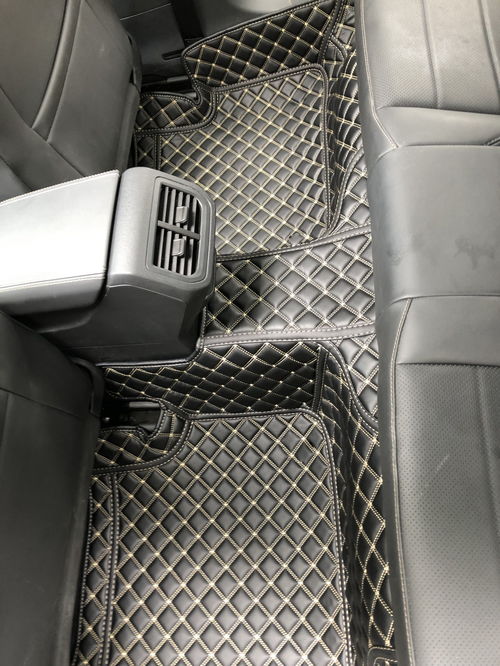 汽车脚垫多少层