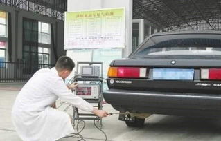 汽车不能踩到多少转