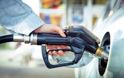 小汽车加油邮费多少