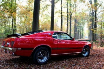 汽车开远灯距离多少 汽车开远灯距离多少