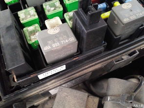 汽车配电盒 多少伏