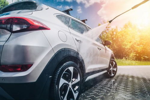 月薪多少可以养汽车