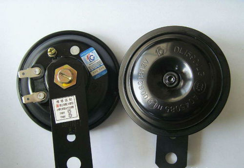 汽车鸣笛喇叭电阻多少