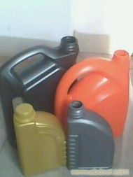 汽车油瓶重量是多少 汽车油瓶重量是多少