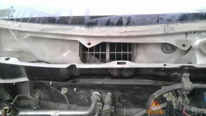 汽车充冷媒压力多少