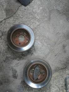 汽车前刹车多少片