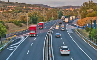 汽车在高速时速多少 汽车在高速时速多少