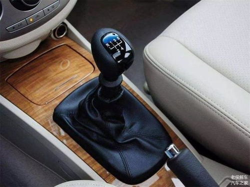 汽车空挡滑行转速多少