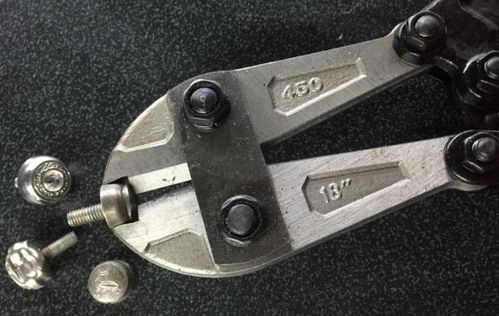 汽车出厂多少螺丝正常 汽车出厂多少螺丝正常