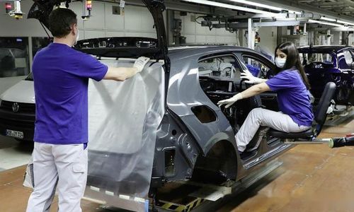 汽车生产有多少员工