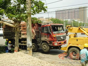 汽车拉砂多少吨