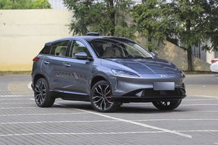 小鹏汽车多少斤