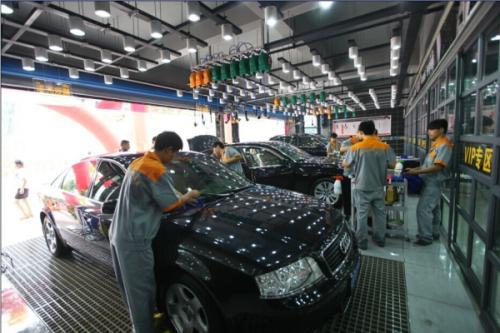 汽车美容学徒月薪多少