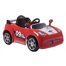 小龙汽车电瓶多少伏