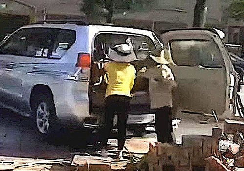 汽车可以装多少砖