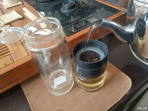 汽车放茶杯直径多少