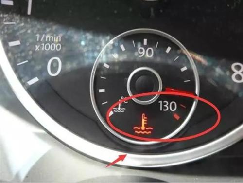 汽车水温多少可以打开