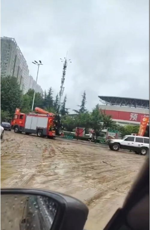 宝鸡暴雨淹了多少汽车