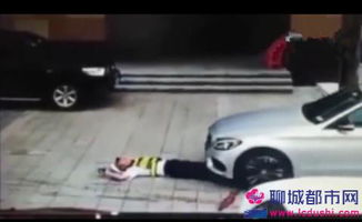 奔驰汽车保安工资多少
